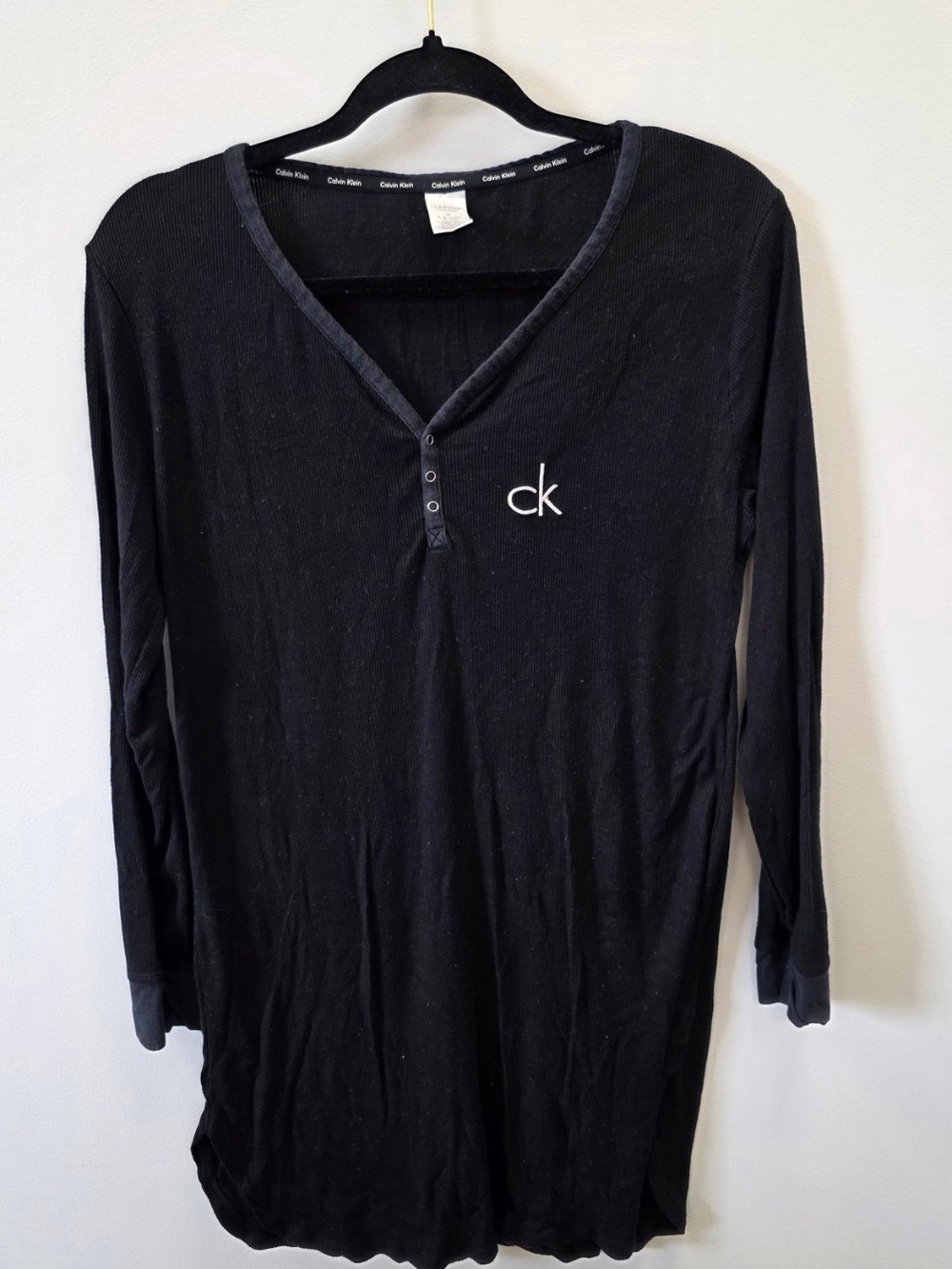 Calvin Klein Performance Women’s M Black Ribbed Henley Sleep Shirt Nightgown
